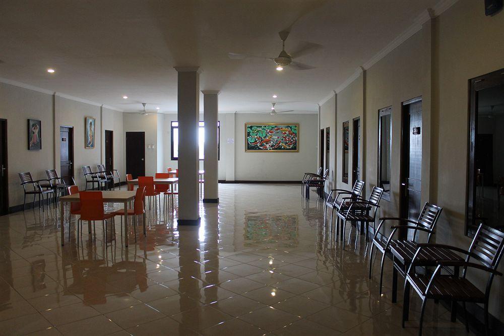 Tasik Jogja Hotel Джокьякарта Экстерьер фото