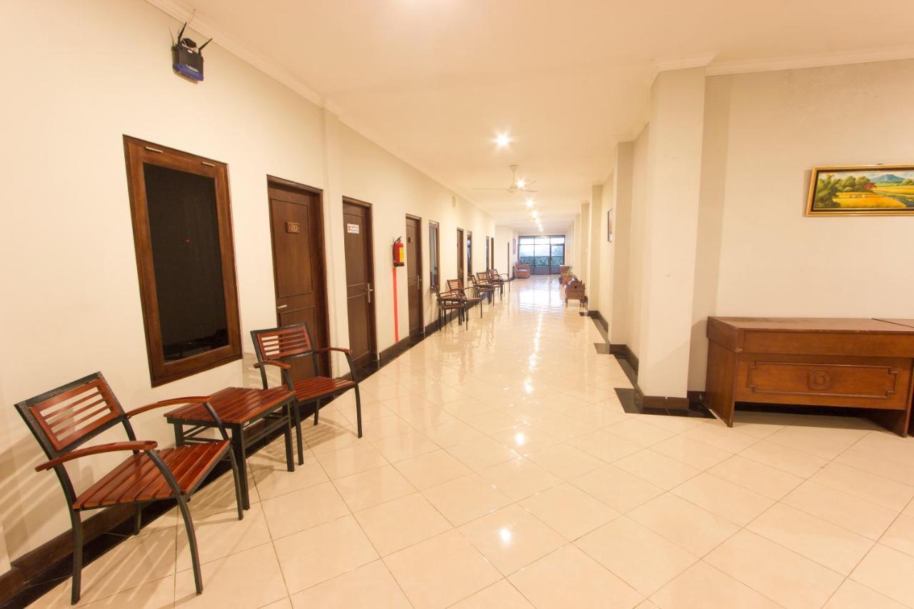 Tasik Jogja Hotel Джокьякарта Экстерьер фото